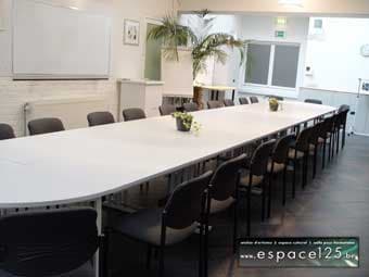 salle Espace 125, disposition pour assemblée générale 28 participants location de salle à louer pour assemblée générale